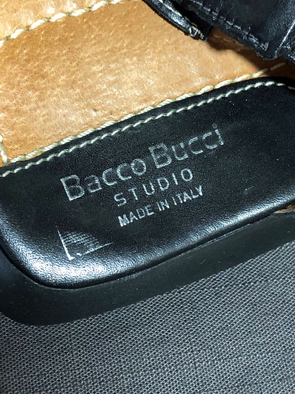 Сандалии Bacco Bucci - размер 9